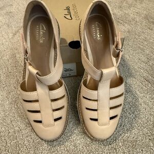 Clarks Beige Flats